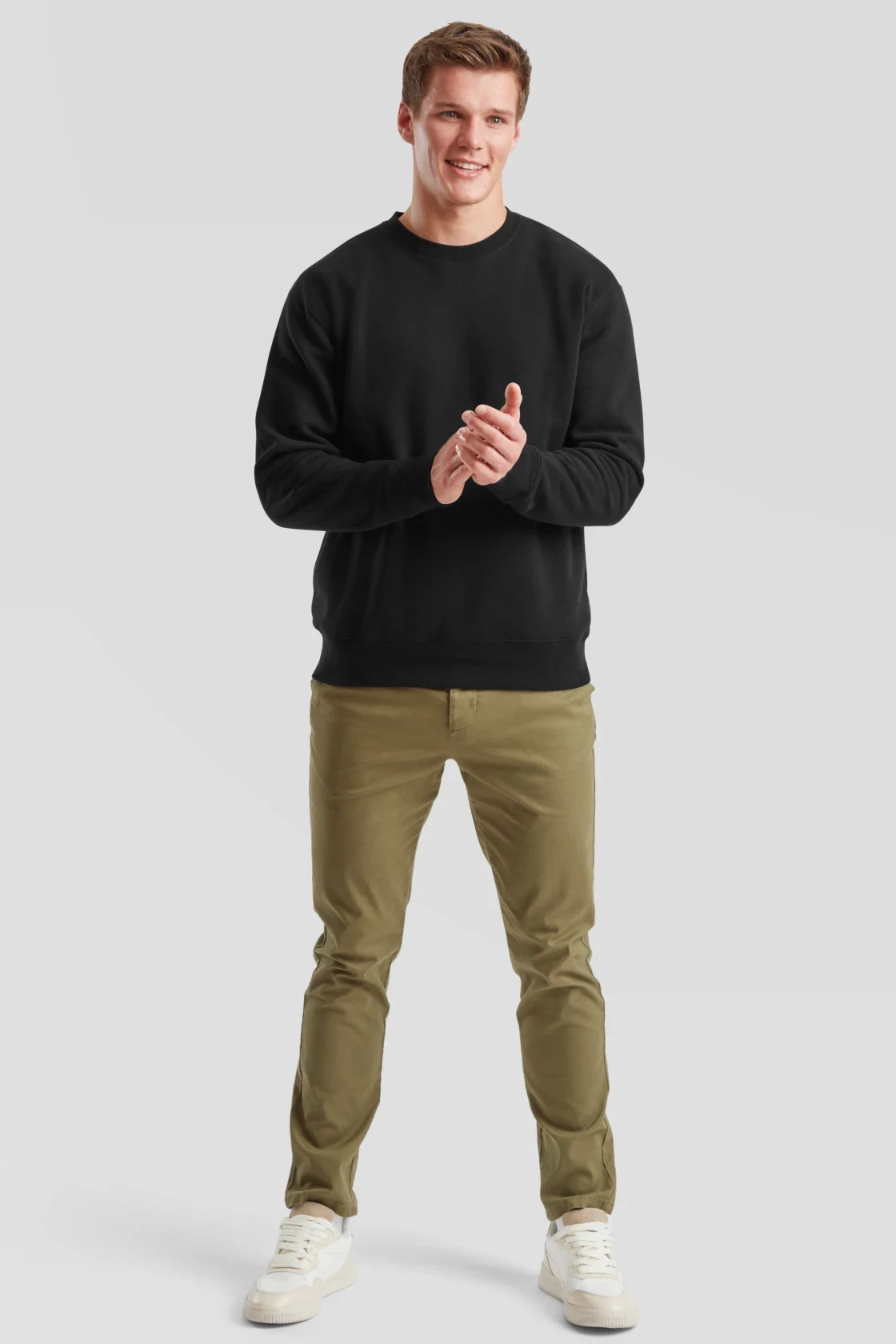 fruit-of-the-loom-62-154-0-premium-set-in-sweatshirt-black-model-3 F.O.L. Premium Set-In Sweat