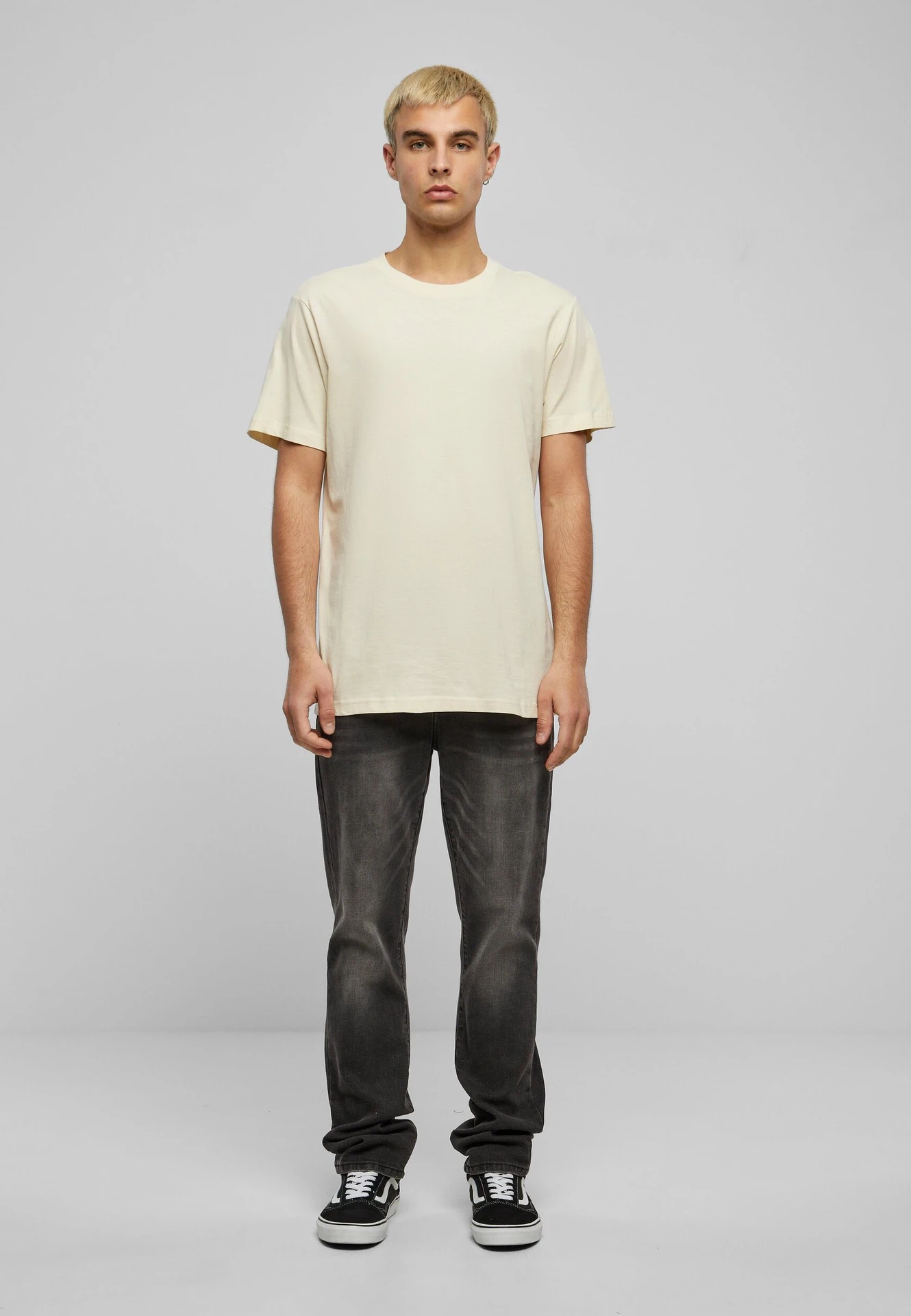 Build Your Brand Basic Round Neck T-Shirt