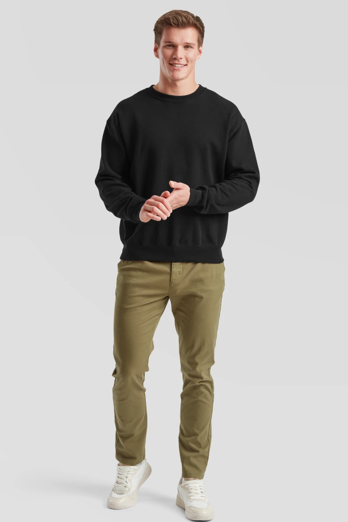 fruit-of-the-loom-62-202-0-classic-set-in-sweatshirt-black-model-3 F.O.L. Classic Set-In Sweat