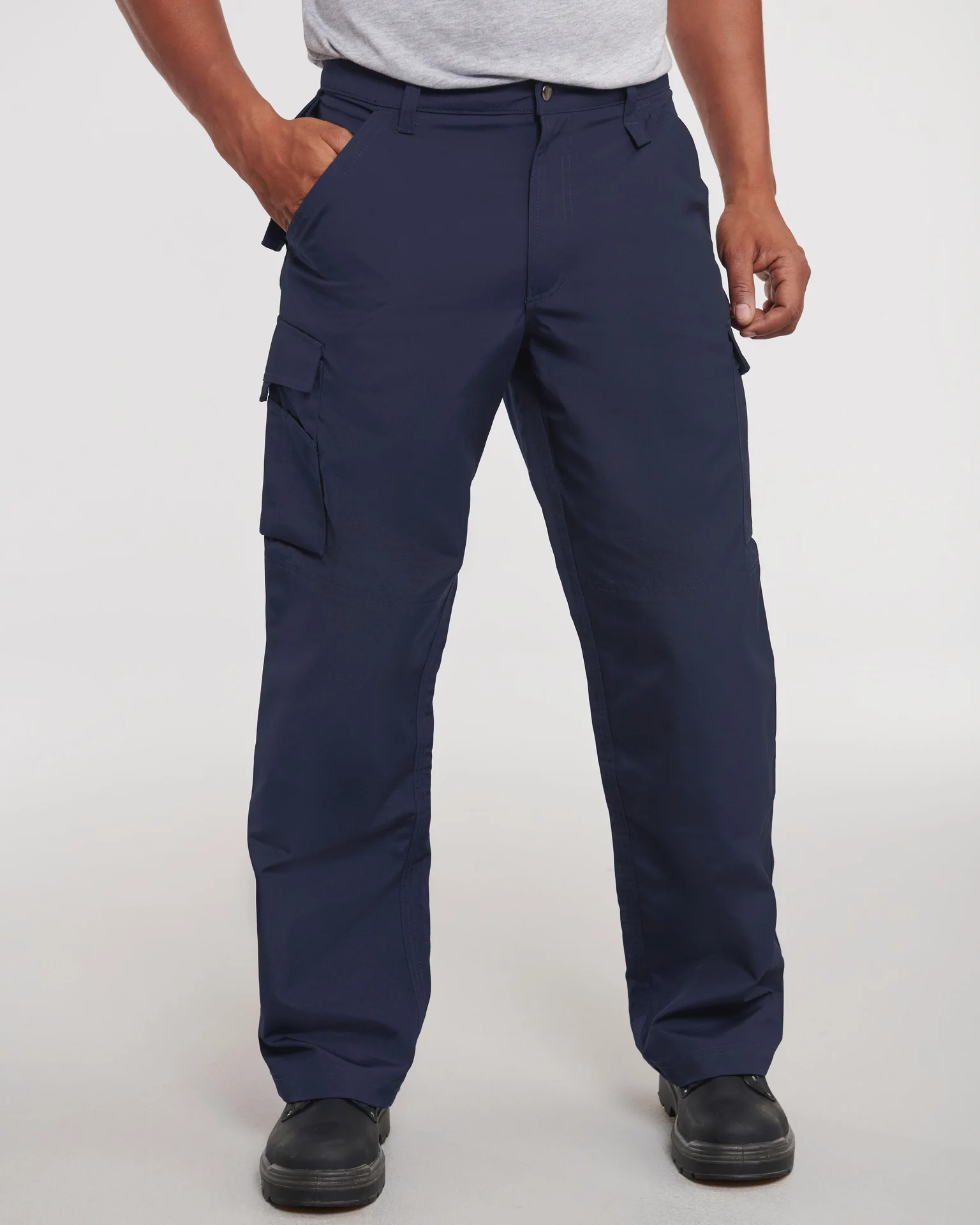 russell-r015m-heavy-duty-trousers-frenchnavy-model-1 Russell Heavy Duty Workwear Trousers