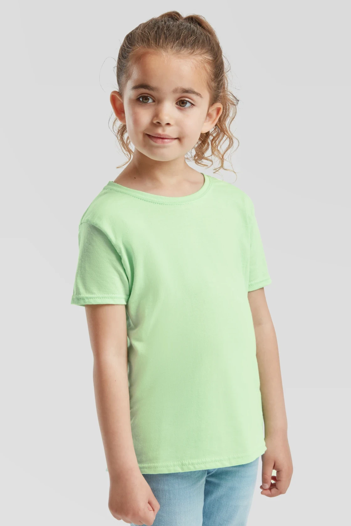 fruit-of-the-loom-61-023-0-kids-iconic-150-t-shirt-neomint-model-1 F.O.L. Kids Iconic T