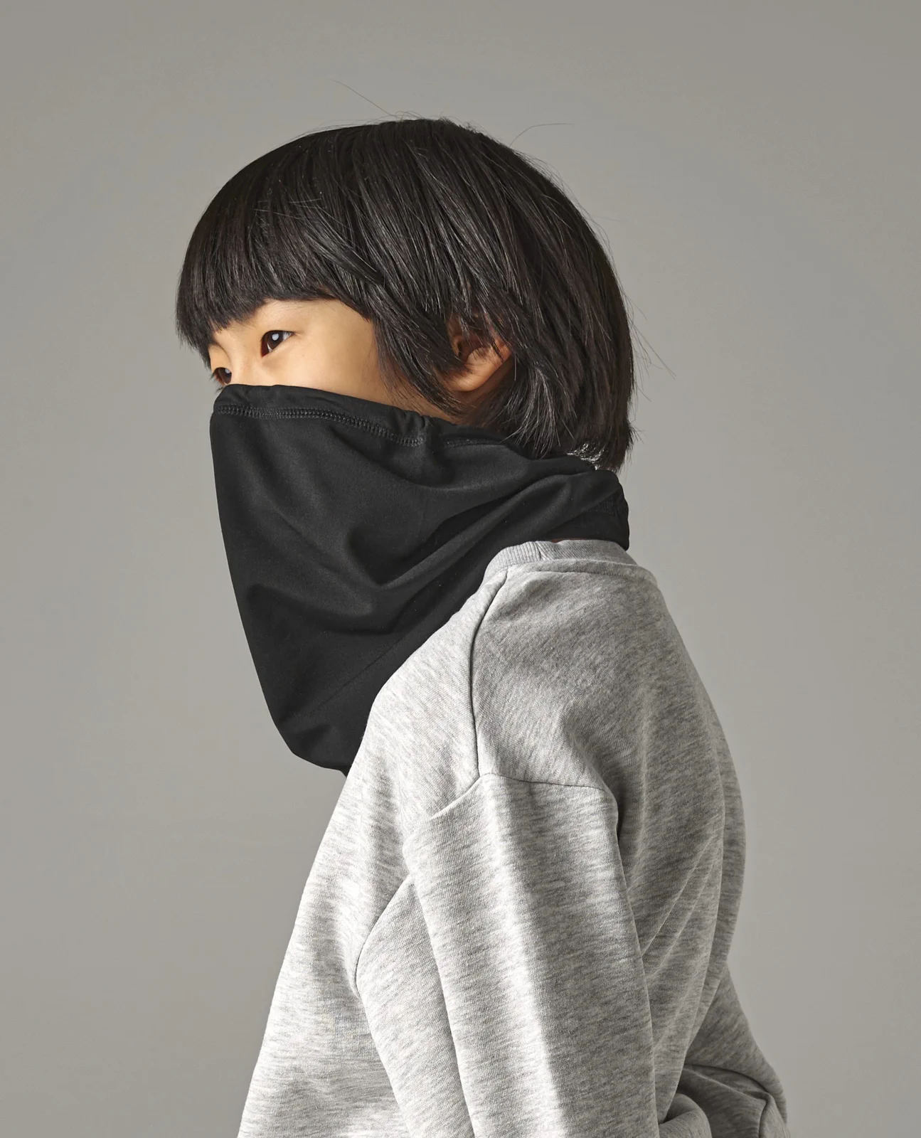 beechfield-b320b-junior-softshell-sports-tech-neck-warmer-model-0 Beechfield Junior Softshell Sports Tech Neck Warmer