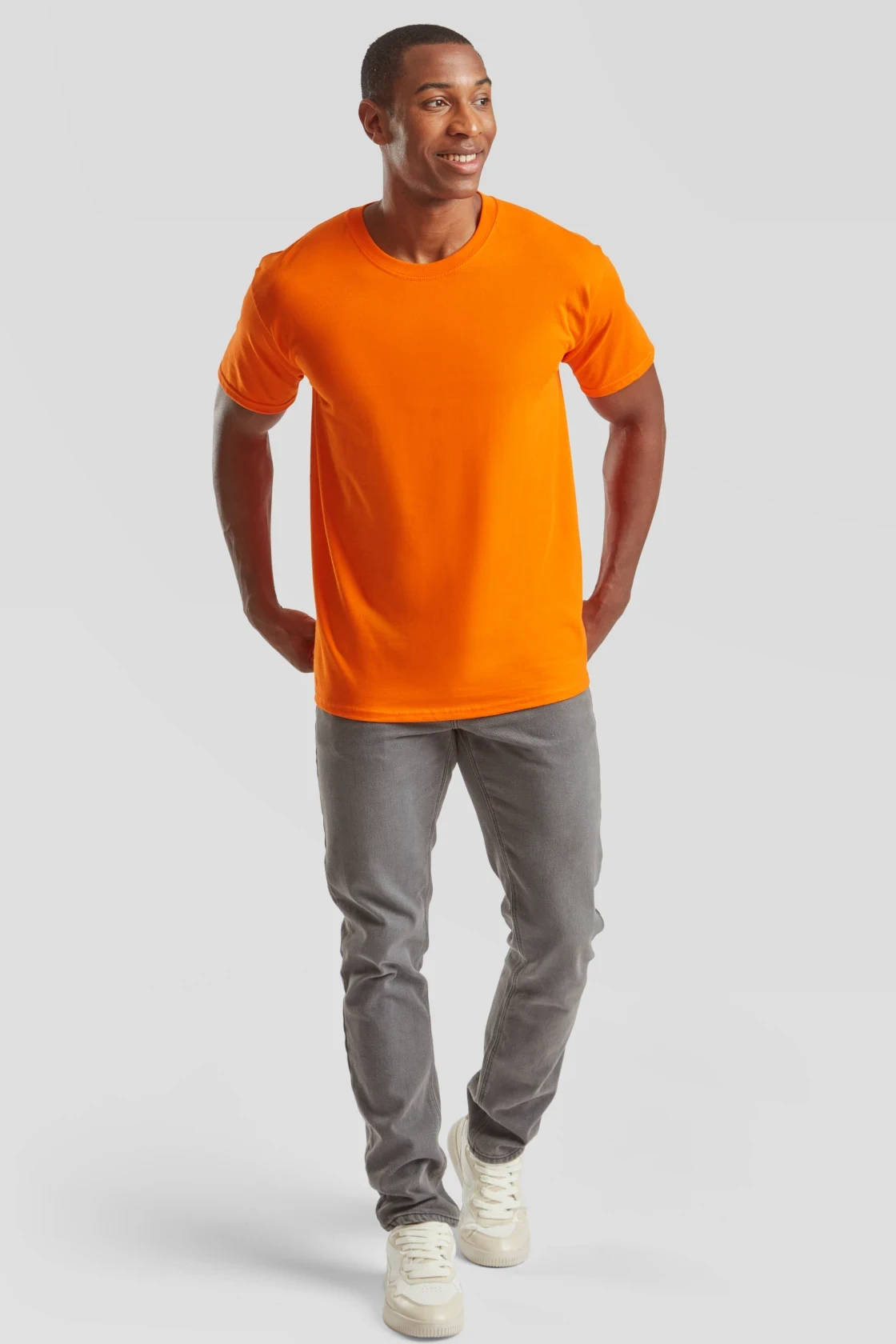 fruit-of-the-loom-61-422-0-iconic-195-t-shirt-orange-model-3 F.O.L. Iconic 195 T