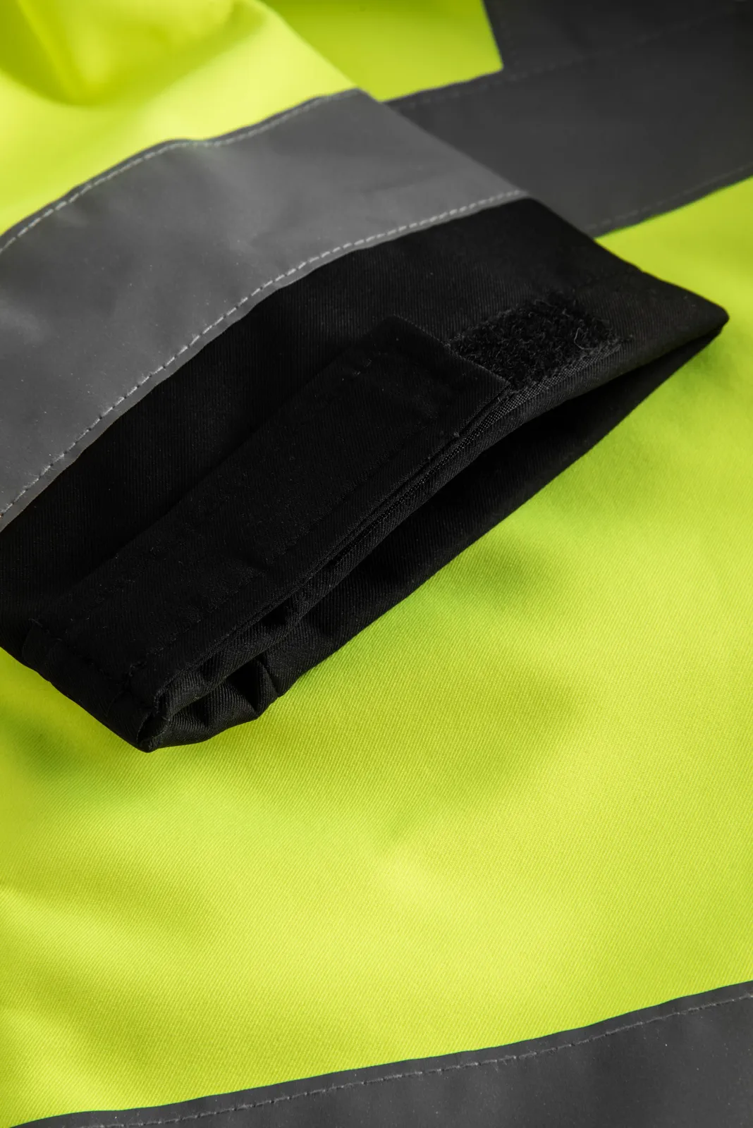 lyngsoe-fox471-atmungsaktive-hi-vis-softshell-jacke-leuchtgelb-schwarz-detail-7 Lyngsøe FOX471 Atmungsaktive Hi-Vis Softshell Jacke