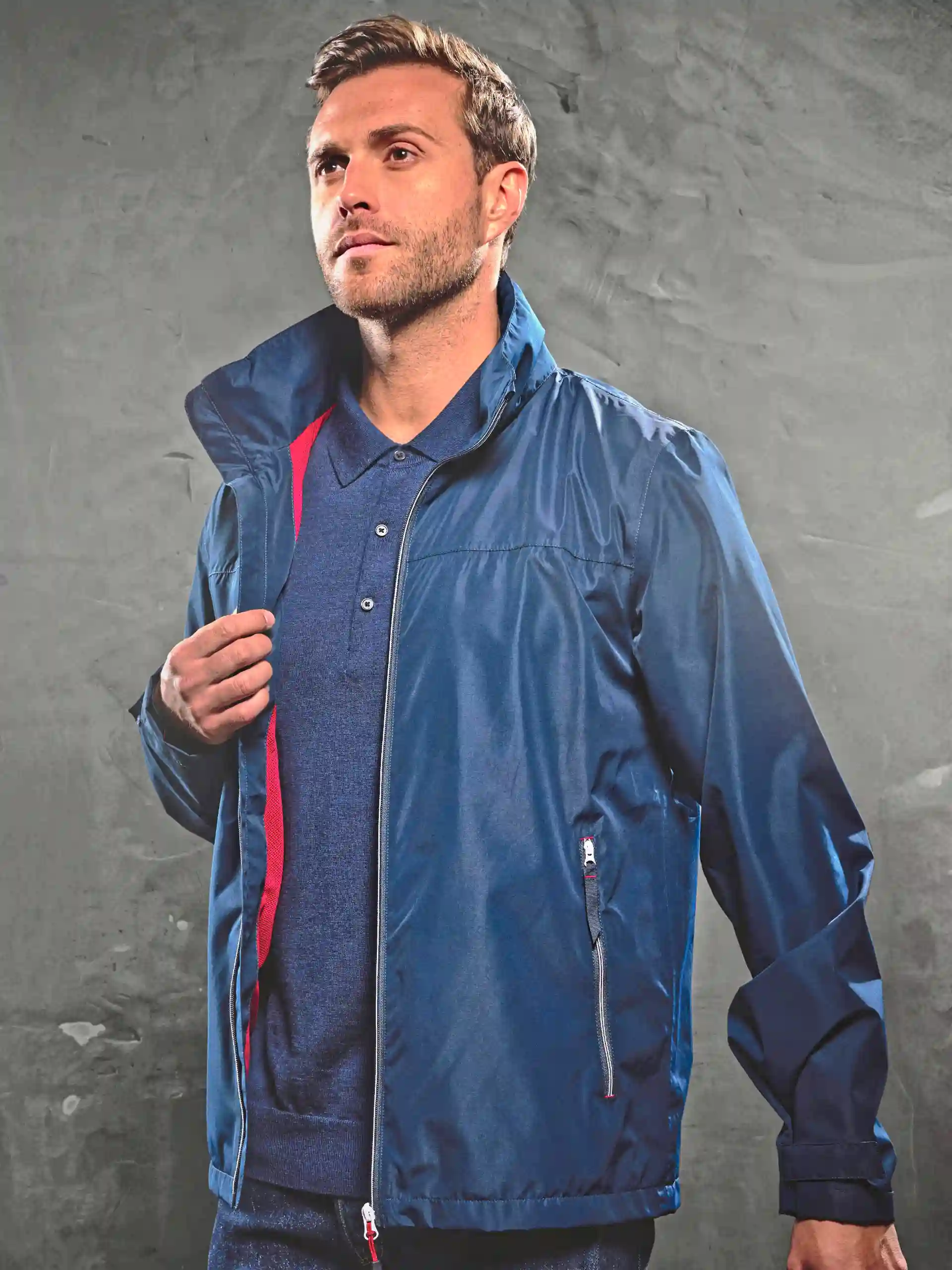 regatta-trw532-ascender-waterproof-shell-jacket-navy-classic-red-model-1 Regatta Ascender Waterproof Shell Jacket