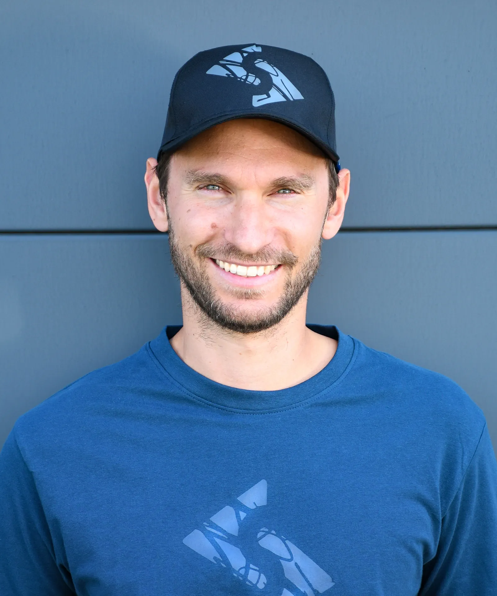 SCHEIBLER Expansible Baseball Cap
