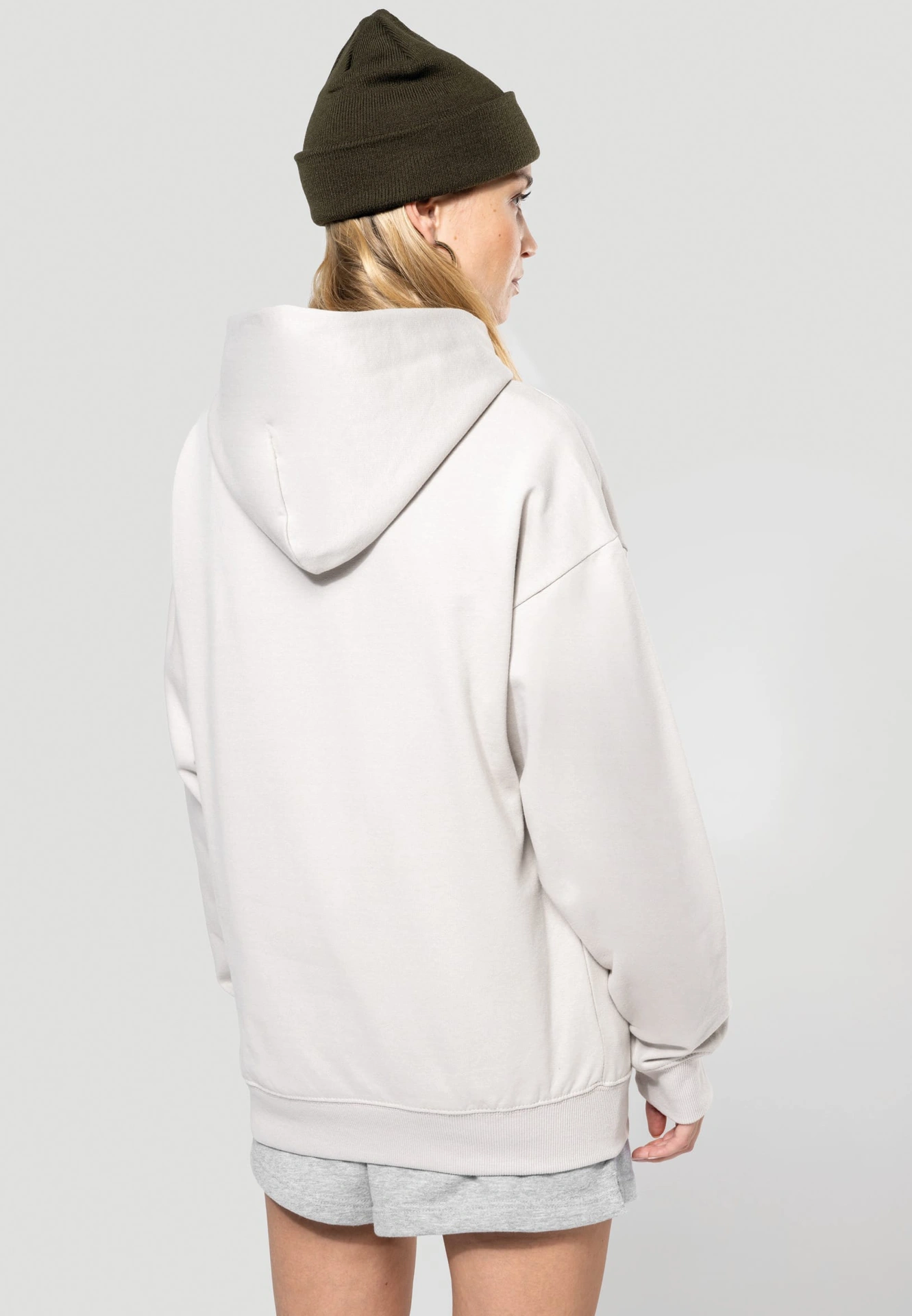 kariban-K4018-oversize-kapuzen-sweater-clay-model-2 Kariban Oversize Kapuzen Sweater