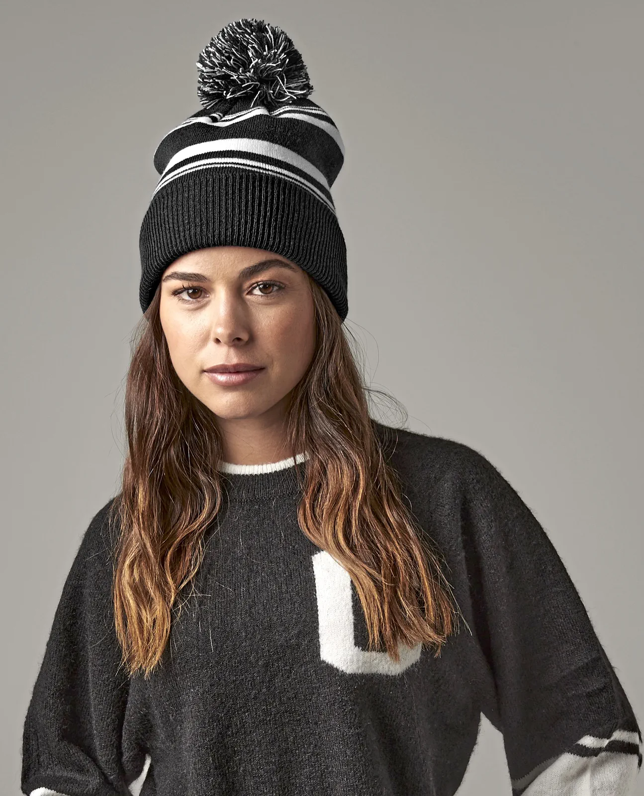 beechfield-b473r-striped-fan-beanie-model-0 Beechfield Striped Fan Beanie