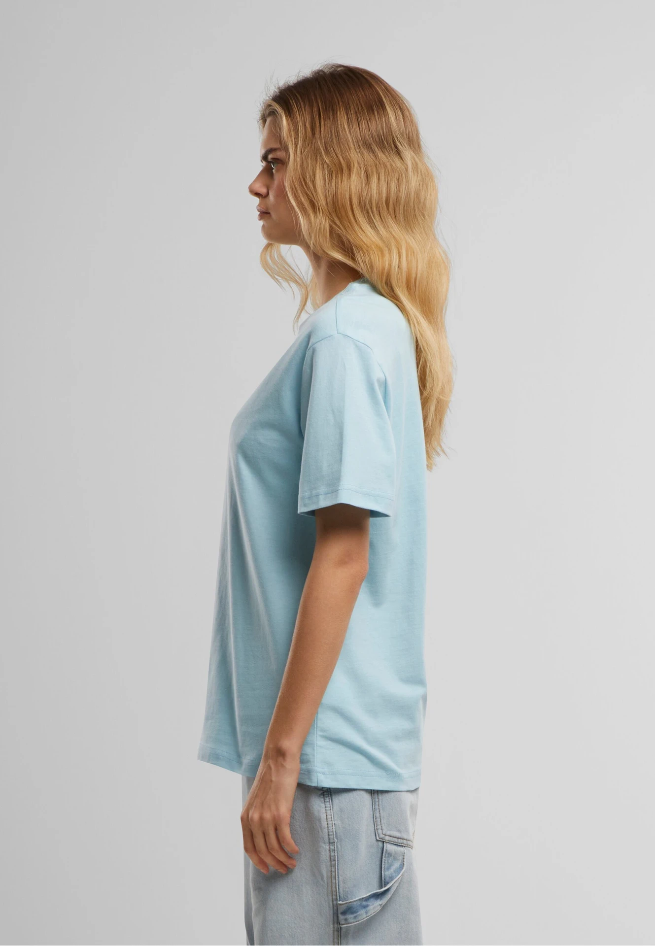 Build Your Brand Ladies Everyday Tee