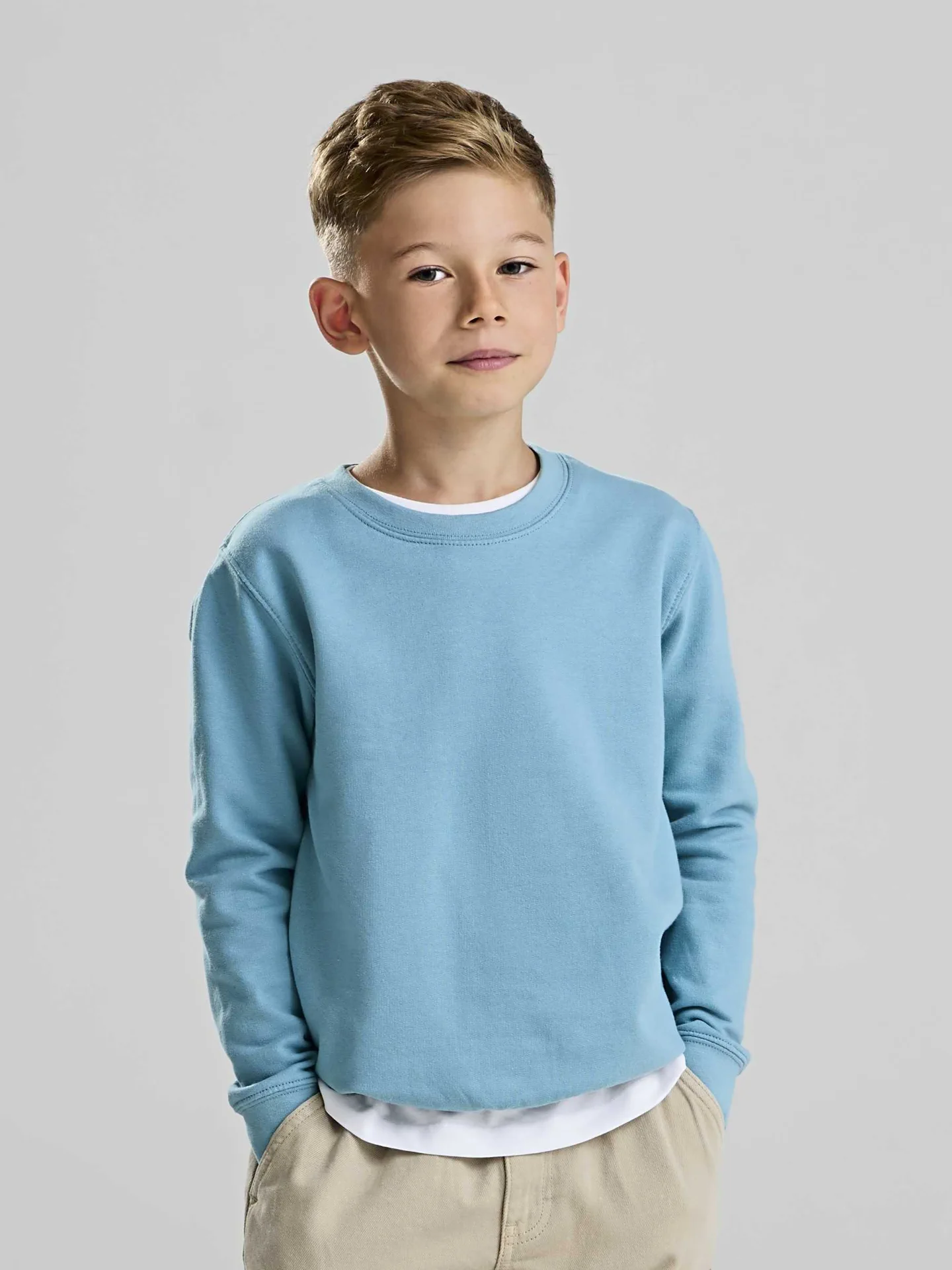 justhoods-jh030j-kids-awdis-sweatshirt-model-0 Just Hoods Kids AWDis Sweat