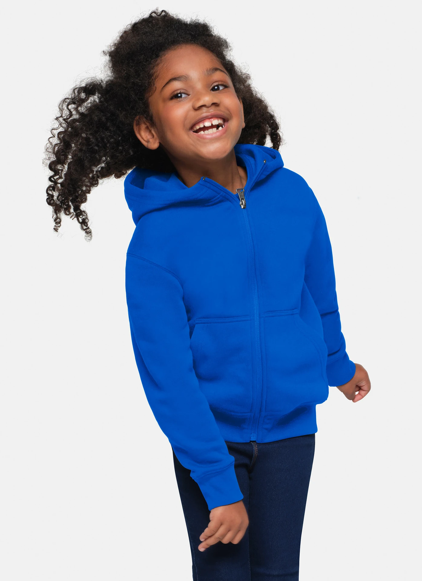 hakro-565-kinder-kapuzen-sweatjacke-bio-baumwolle-royalblau-model-0 HAKRO Kinder Kapuzen-Sweatjacke 565 Bio-Baumwolle