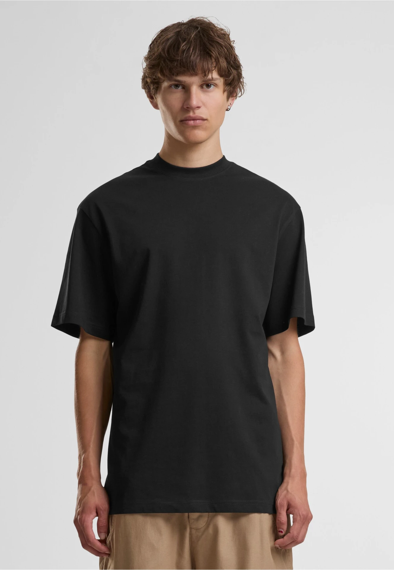 BYB-BY310-tall-t-shirt-black-model-0 Build Your Brand Tall Tee