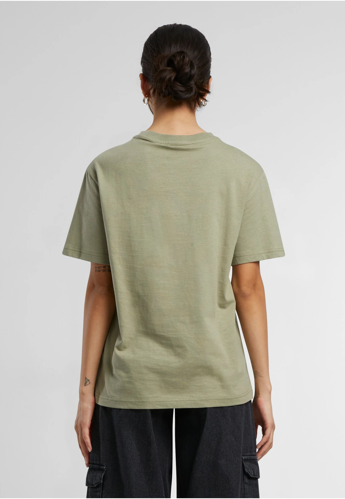 Build Your Brand Ladies Everyday Tee
