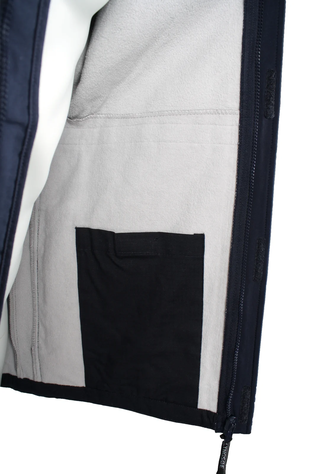 lyngsoe-arc-lr20555-multinorm-softshell-jacke-navy-detail-7 Lyngsøe ARC-LR20555 Multinorm Softshell Jacke