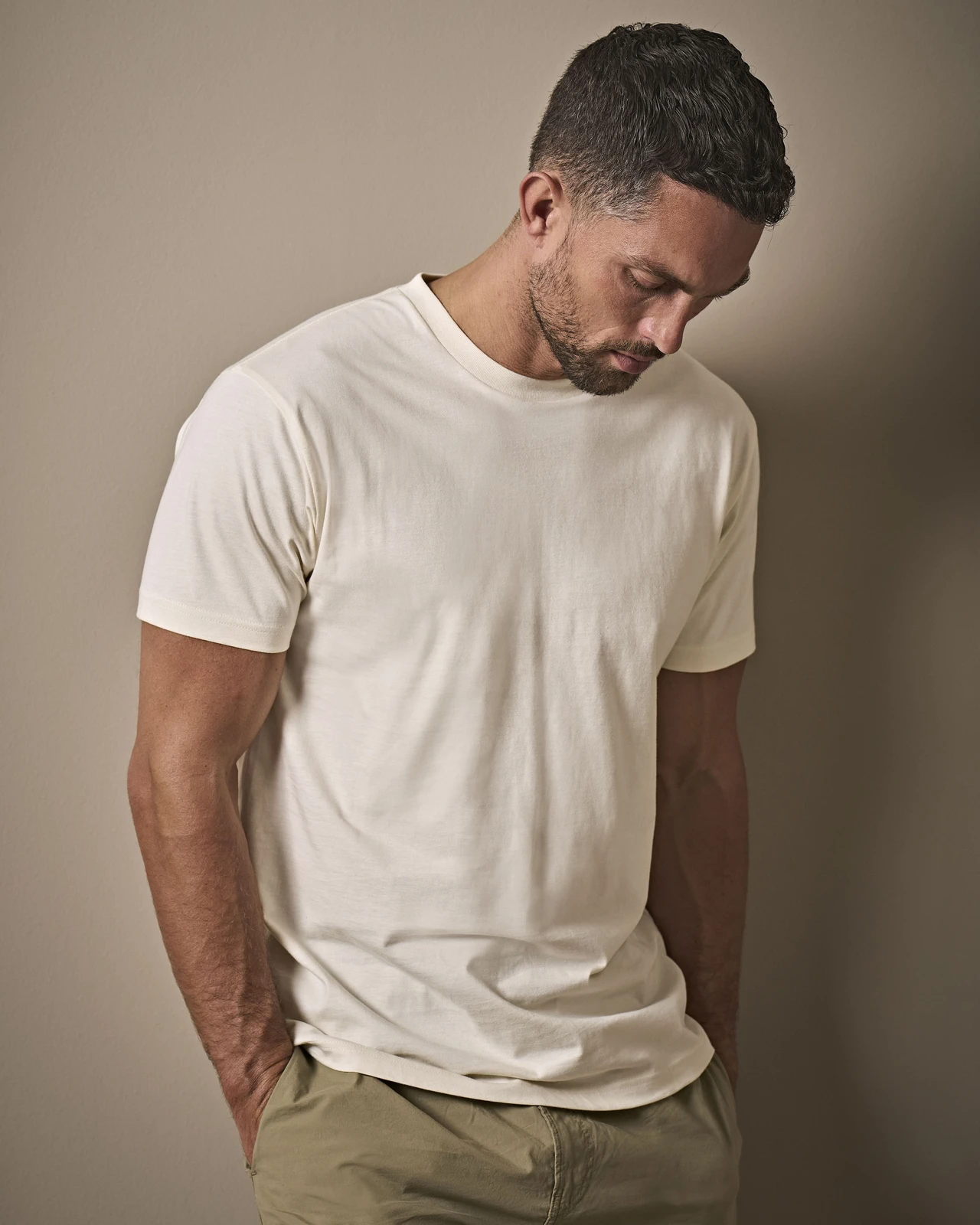 tee-jays-1150-urban-luxury-t-shirt-ecru-model-0 Tee Jays Urban Luxury Tee