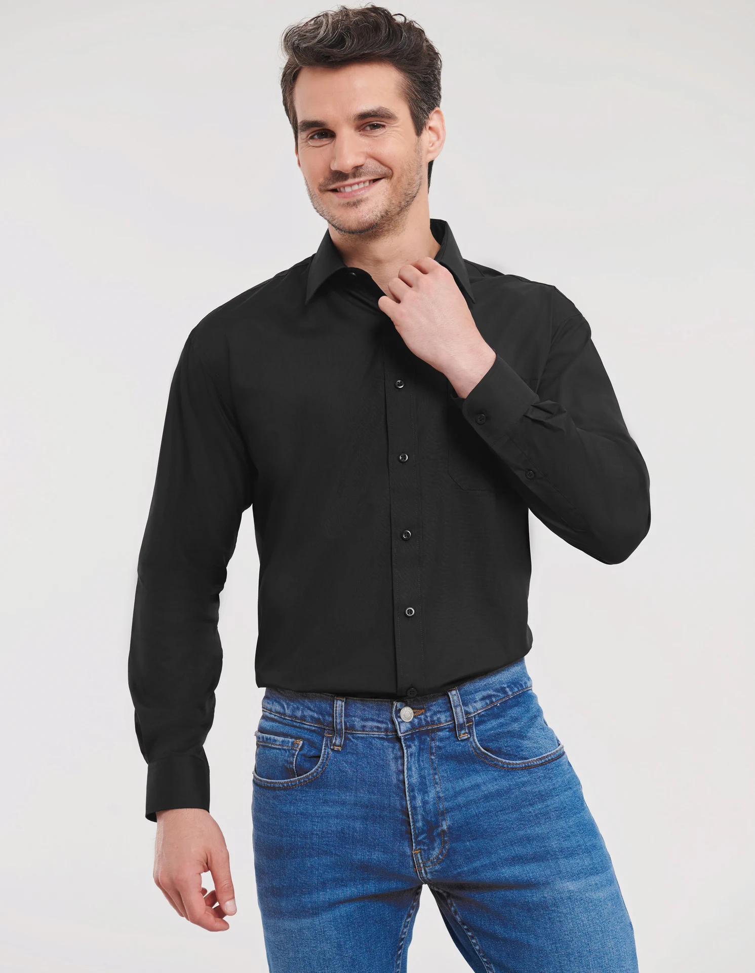 russell-r934m-mens-ls-poly-cotton-easy-care-poplin-shirt-black-model-1 Russell Men's Long Sleeve Polycotton Easy Care Poplin Shirt