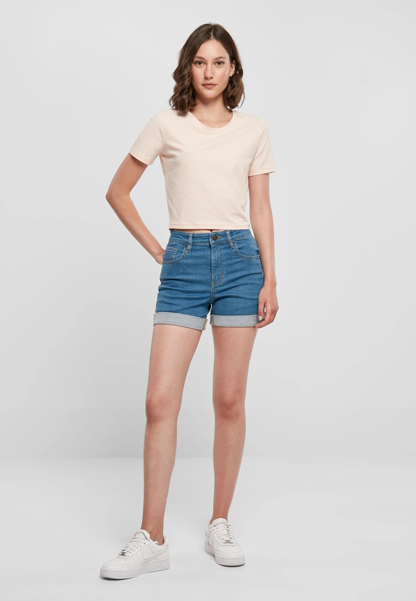 BYB-BY042-ladies-cropped-t-shirt-pink-model-3 Build Your Brand Ladies Cropped Tee
